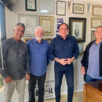 ASSOJAF PR E INSTITUTO UNOJUS REUNIDOS COM DEPUTADO FEDERAL DO PR